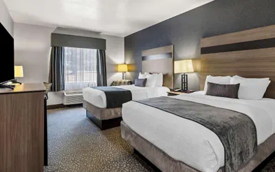 Photo 5 - Best Western Sherwood Inn & Suites