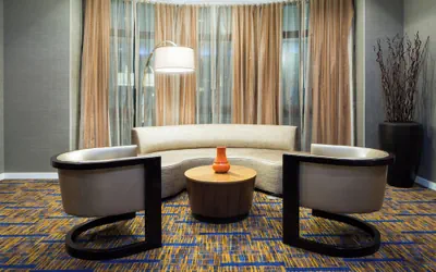 Photo 3 - Courtyard by Marriott Houston by the Galleria