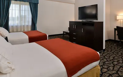 Photo 5 - Holiday Inn Express & Suites Tacoma South - Lakewood by IHG