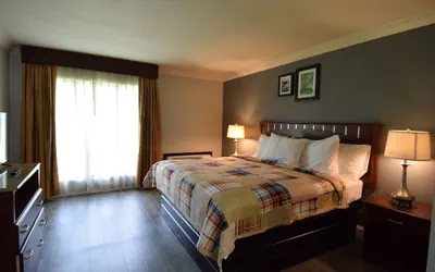 Photo 4 - Village Haven Inn & Extended Stay