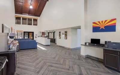 Photo 4 - Quality Inn & Suites Goodyear - Phoenix West