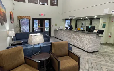 Photo 3 - Quality Inn & Suites Goodyear - Phoenix West