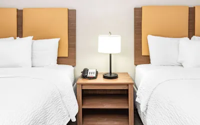 Photo 5 - Days Inn & Suites by Wyndham Huntsville
