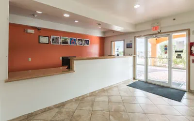 Photo 3 - Motel 6 Alvarado, TX