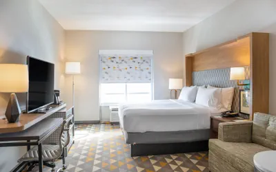 Photo 4 - Holiday Inn Toledo-Maumee (I-80/90) by IHG