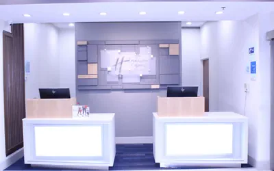 Photo 4 - Holiday Inn Express & Suites Mansfield by IHG