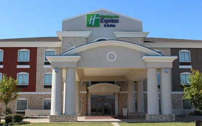 Photo 2 - Holiday Inn Express & Suites Mansfield by IHG