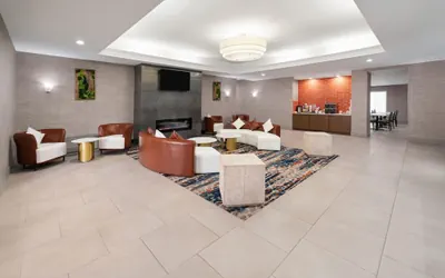 Photo 4 - La Quinta Inn & Suites by Wyndham Ruidoso Downs