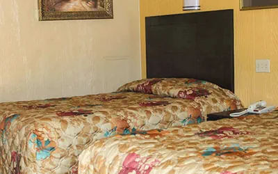 Photo 4 - Charles Wesley Motor Lodge