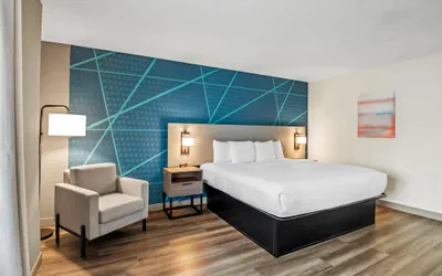 Photo 2 - Comfort Inn Emporia