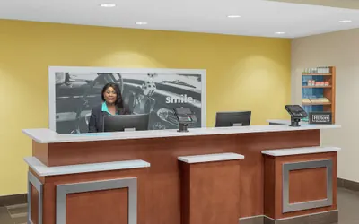 Photo 4 - Hampton Inn & Suites Macon I-75 North