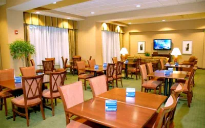 Photo 4 - Hampton Inn Calera