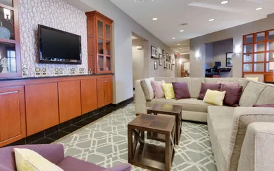 Photo 5 - Drury Inn & Suites Middletown Franklin