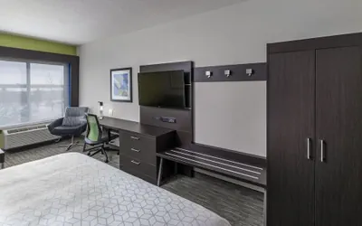 Photo 5 - Holiday Inn Express & Suites Yuma by IHG