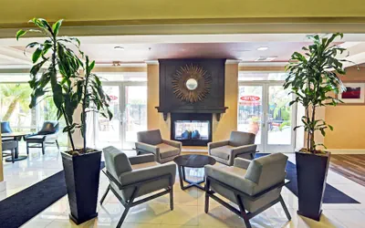 Photo 3 - Embassy Suites by Hilton Valencia