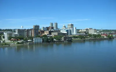 Embassy Suites by Hilton E Peoria Riverfront Conf Center
