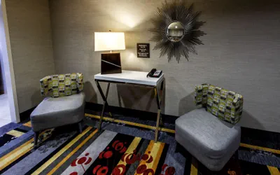 Photo 3 - Hampton Inn & Suites Staten Island