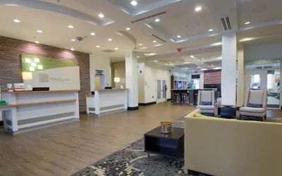 Holiday Inn Bloomington-Airport by IHG
