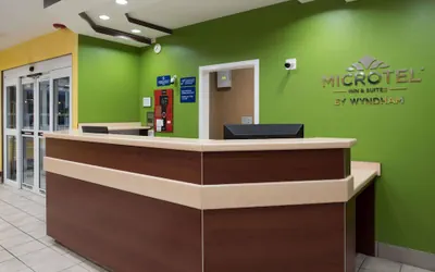 Photo 3 - Microtel Inn & Suites by Wyndham Rogers