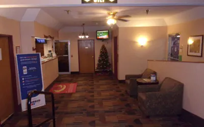 Photo 5 - Econo Lodge Kent - Akron West