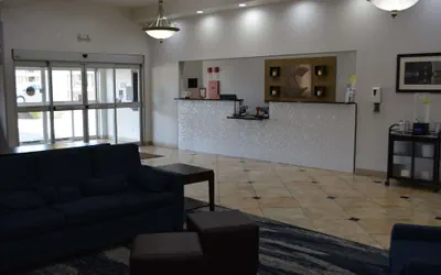 Photo 3 - Comfort Suites Yukon - SW Oklahoma City