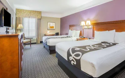 Photo 5 - La Quinta Inn & Suites by Wyndham Gainesville