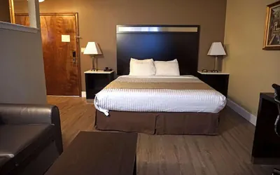 Photo 3 - Travelodge by Wyndham Concord