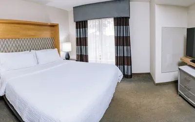 Photo 4 - Holiday Inn & Suites Stockbridge/Atlanta I-75 by IHG