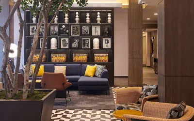 Photo 5 - Hampton Inn & Suites Los Angeles/Sherman Oaks