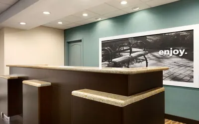 Photo 3 - Hampton Inn Dover