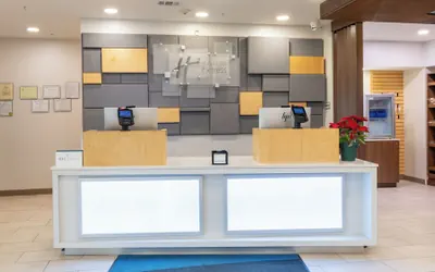 Photo 3 - Holiday Inn Express & Suites Macon - I-475 By IHG