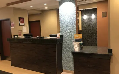 Photo 4 - Comfort Suites Monaca