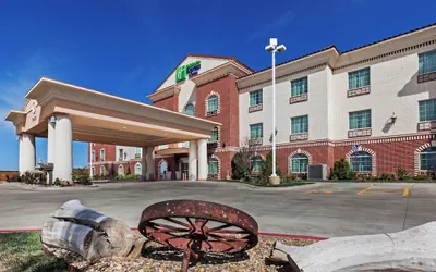 Photo 2 - Holiday Inn Express & Suites East Amarillo by IHG