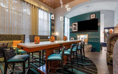 Photo 4 - Hampton Inn & Suites Herndon-Reston