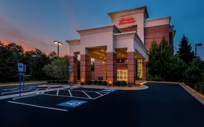 Hampton Inn & Suites Herndon-Reston