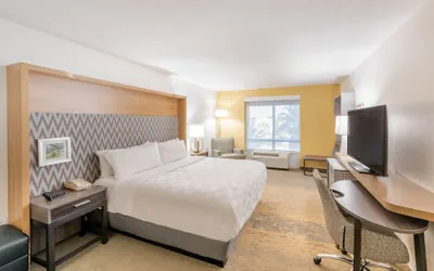 Photo 4 - Holiday Inn Hotel & Suites Orange Park by IHG