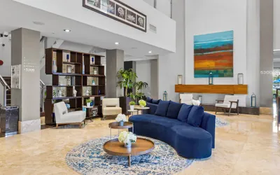 Photo 4 - Provident Doral at the Blue Miami