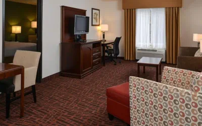Photo 4 - Holiday Inn Express & Suites Cherry by IHG