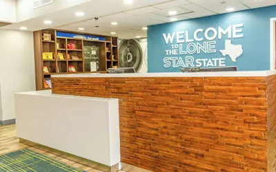 Photo 3 - Hampton Inn & Suites Fort Worth-West-I-30
