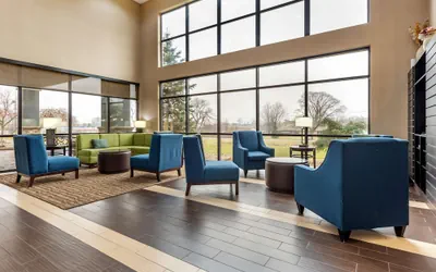 Photo 4 - Comfort Suites Elkhart South