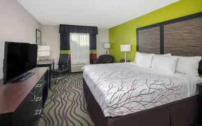 Photo 5 - La Quinta Inn by Wyndham Calhoun South I-75