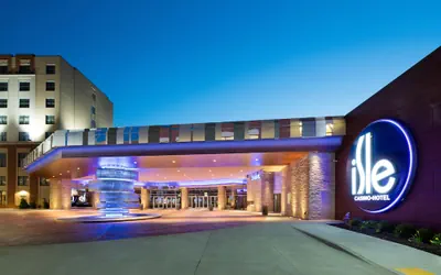 Photo 2 - Isle Casino Hotel Bettendorf - A Caesars Rewards Destination