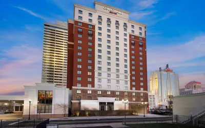 Photo 2 - Courtyard by Marriott Atlantic City Beach Block