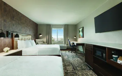 Photo 5 - Four Points by Sheraton Sacramento International Airport