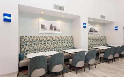 Photo 2 - Hampton Inn & Suites McComb