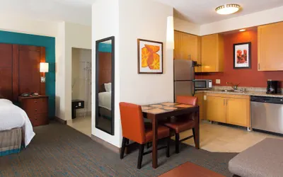 Photo 4 - Residence Inn by Marriott Kansas City Airport
