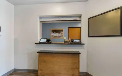 Photo 3 - Extended Stay America Select Suites - Lakeland