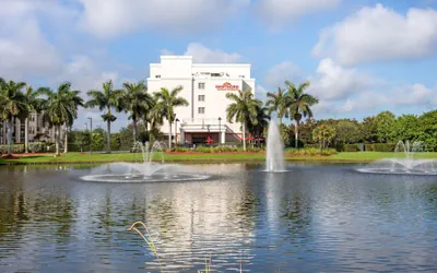 Hawthorn Extended Stay by Wyndham West Palm Beach Airport