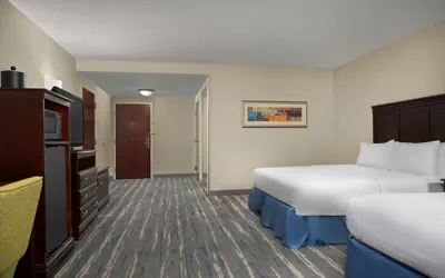 Photo 4 - Hampton Inn Syracuse Clay