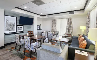 Photo 4 - Hampton Inn Sierra Vista